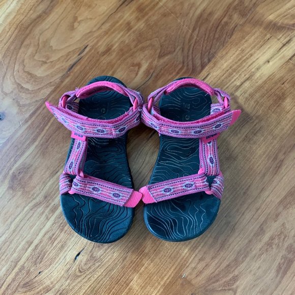 Teva Other - Teva Kids Hurricane Sandal